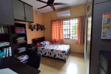 Lily & Jasmine Apartment