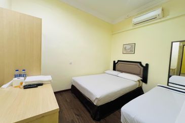 Ayer Keroh Commercial Centre