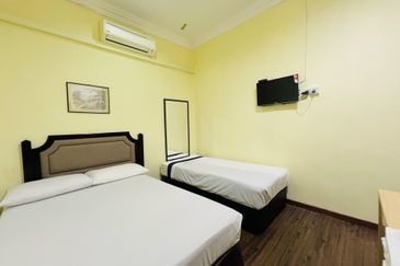 Ayer Keroh Commercial Centre