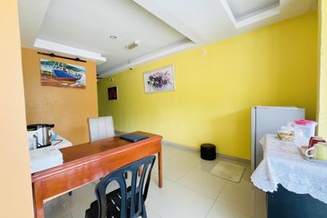 Ayer Keroh Commercial Centre