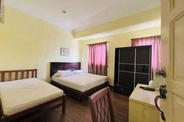 Ayer Keroh Commercial Centre