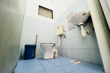 Taman Putri Kulai Flat