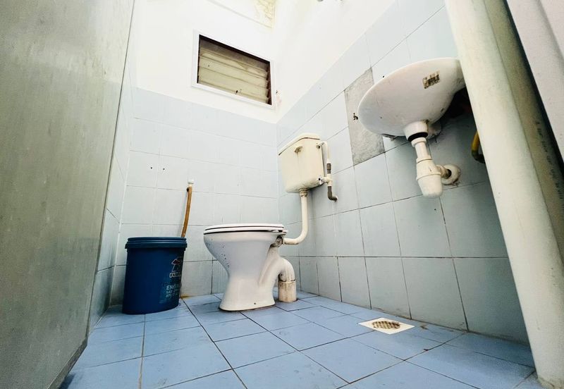 Taman Putri Kulai Flat