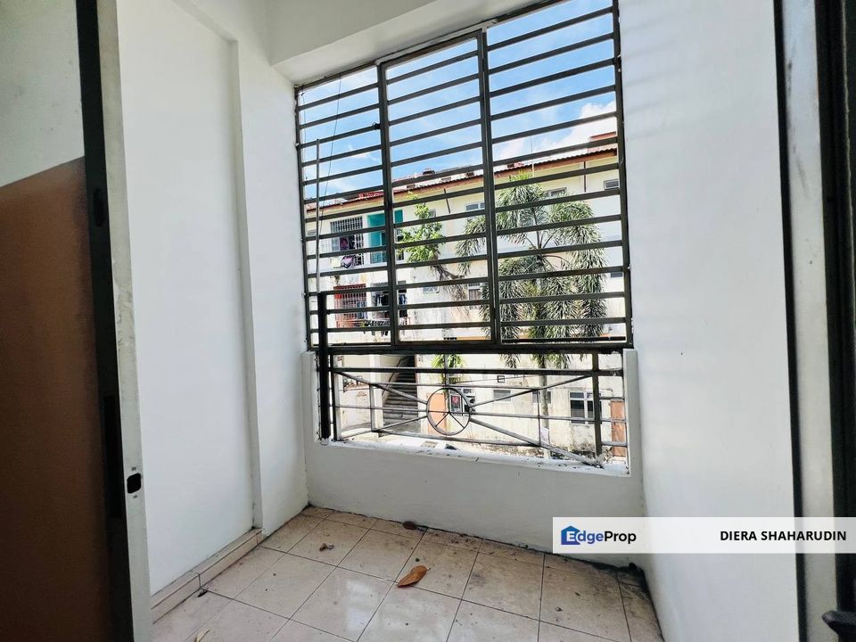 (LOWER FLOOR) Lavender Park Shop Apartment, Taman Putri, Kulai, Johor, Kulai