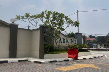 Larkin Residence
