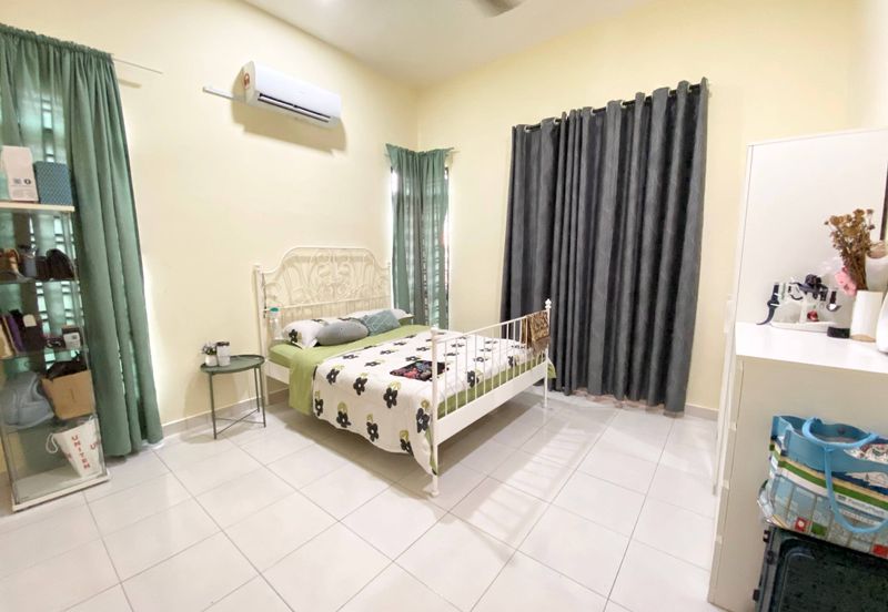 Taman Desa Bestari, Salak Tinggi