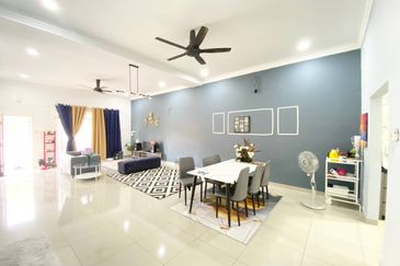 Taman Desa Bestari, Salak Tinggi