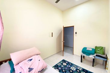 Taman Desa Bestari, Salak Tinggi