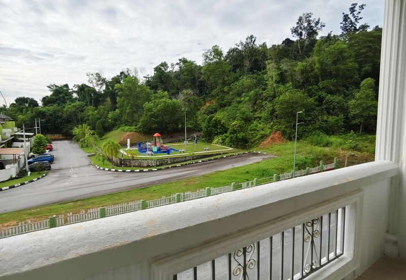 Pangsapuri Cempaka @ Taman Salak Maju