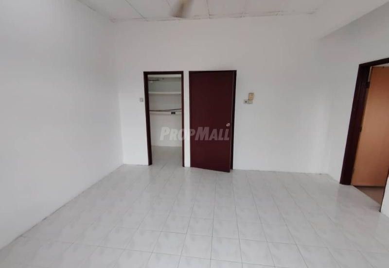 Taman Dahlia, Sepang