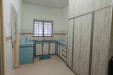 Bandar Baru Salak Tinggi