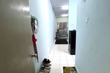 Kelompok Rajawali Apartment