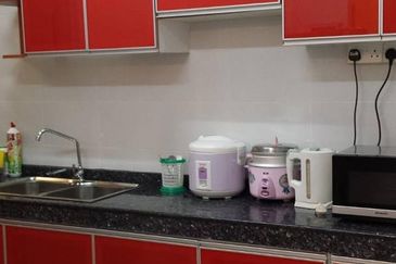 Prima Regency (Kensington Court)