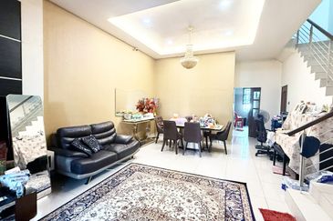 Austin Residence @Taman Mount Austin