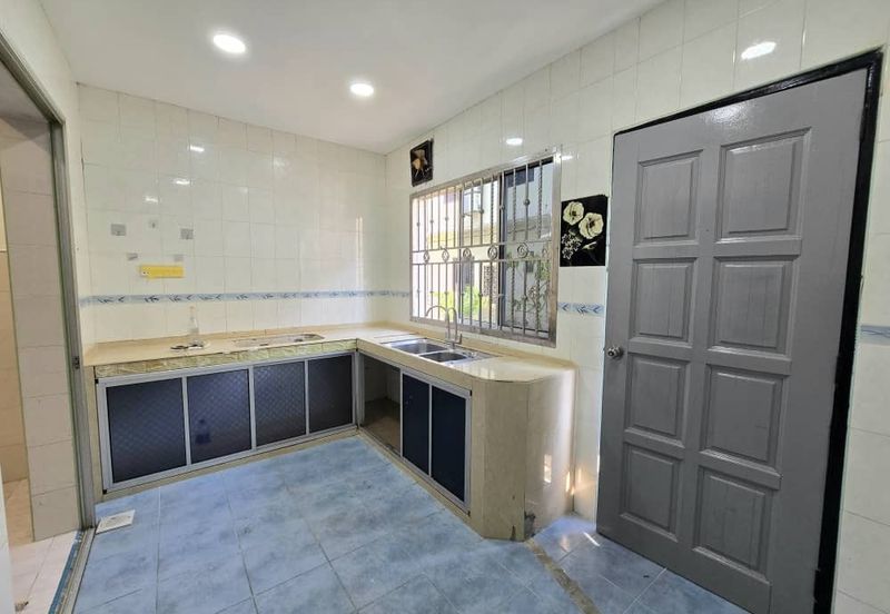 Bandar Baru Seri Alam