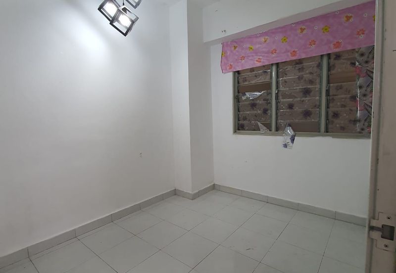 Main Place Residence