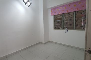 Main Place Residence