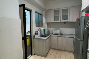 Avelon Tower @ Plaza Medan Putra