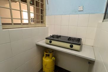 Avelon Tower @ Plaza Medan Putra