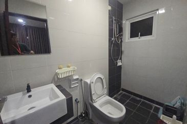 Boulevard Serviced Apartment