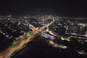 Boulevard Serviced Apartment