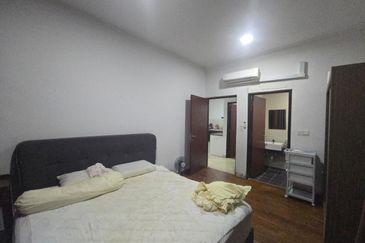 Boulevard Serviced Apartment