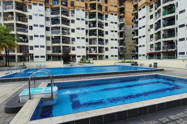 Ixora Apartment
