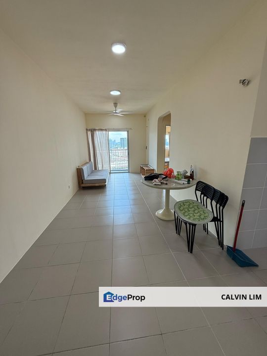 Partly furnished brand new unit just release visit anytime, Kuala Lumpur, Kepong