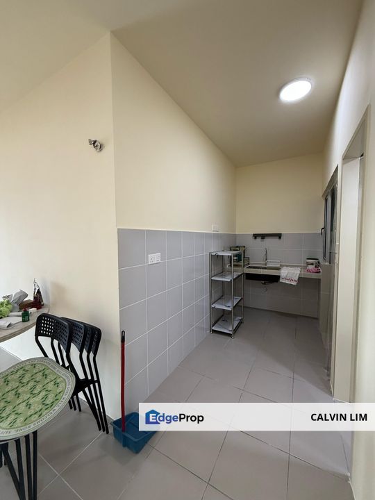 Partly furnished brand new unit just release visit anytime, Kuala Lumpur, Kepong