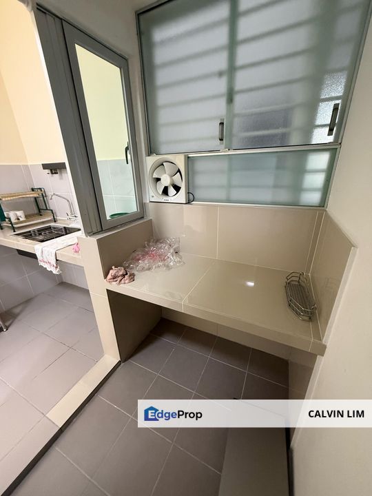 Partly furnished brand new unit just release visit anytime, Kuala Lumpur, Kepong