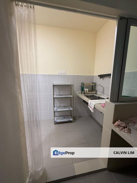 Partly furnished brand new unit just release visit anytime, Kuala Lumpur, Kepong