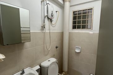 Beverly Tower @ Plaza Medan Putra