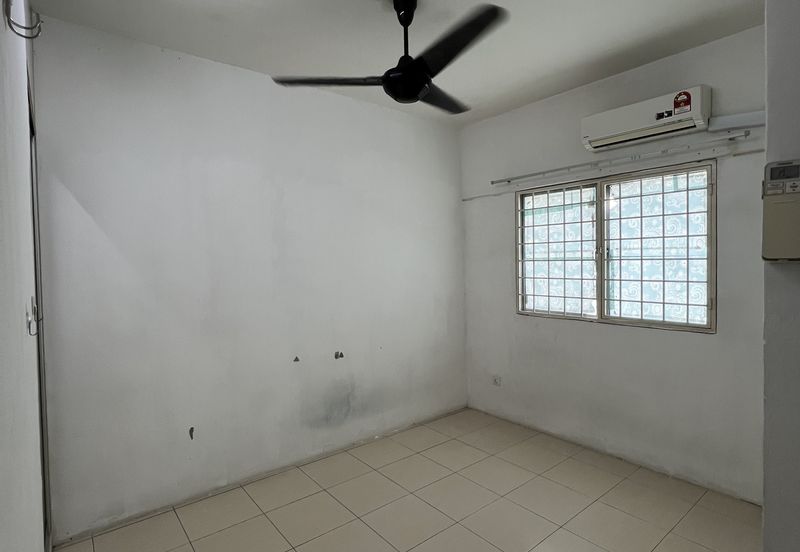 Beverly Tower @ Plaza Medan Putra