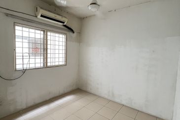 Beverly Tower @ Plaza Medan Putra