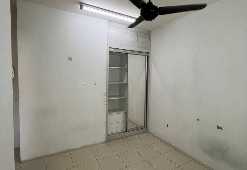 Beverly Tower @ Plaza Medan Putra