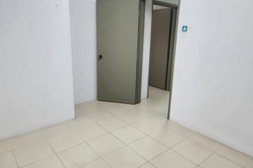 Beverly Tower @ Plaza Medan Putra