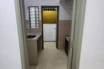 Beverly Tower @ Plaza Medan Putra