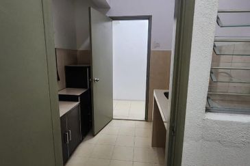 Beverly Tower @ Plaza Medan Putra