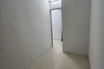 Beverly Tower @ Plaza Medan Putra