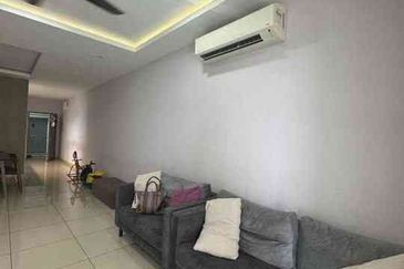 Fully furnished big limited unit 2carpark move in april