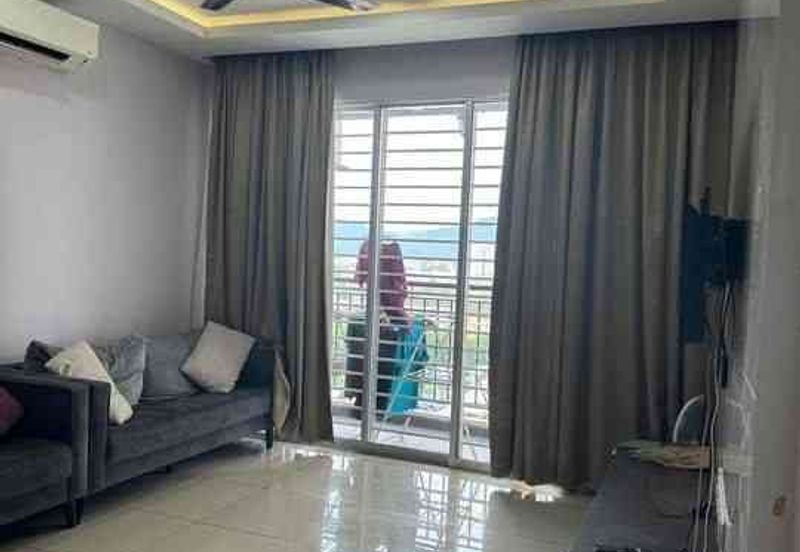 Fully furnished big limited unit 2carpark move in april