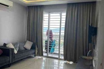 Fully furnished big limited unit 2carpark move in april