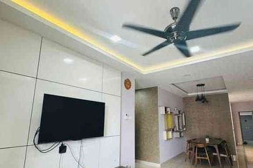 Fully furnished big limited unit 2carpark move in april