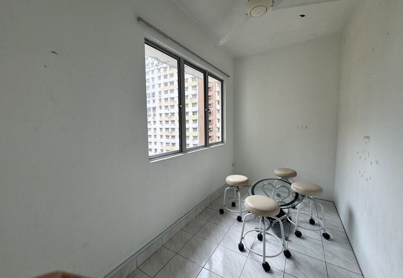 FLORA APARTMENT | DAMANSARA PERDANA | READY MOVE IN 