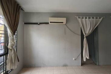 Pusat Komersial Seksyen 7 Shop Apartment, Shah Alam, Selangor