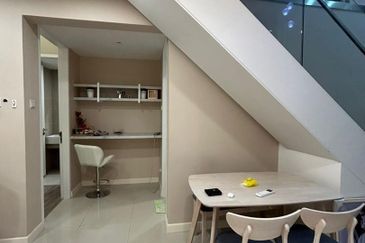 SURIA KIARA NORTH , SEGAMBUT 