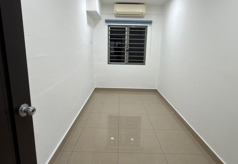 Laman Damai (Li Garden Apartment)