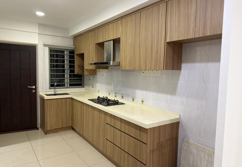 Laman Damai (Li Garden Apartment)