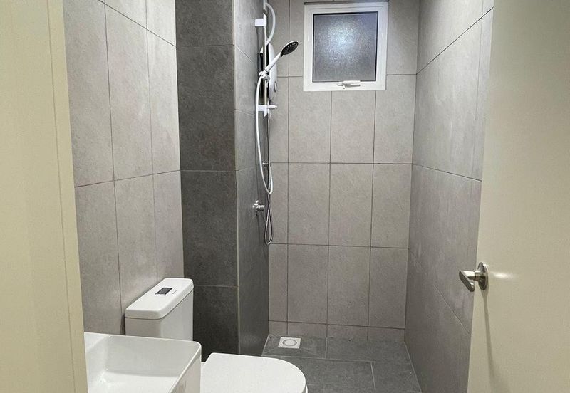 Tuan 2Egacy Residency