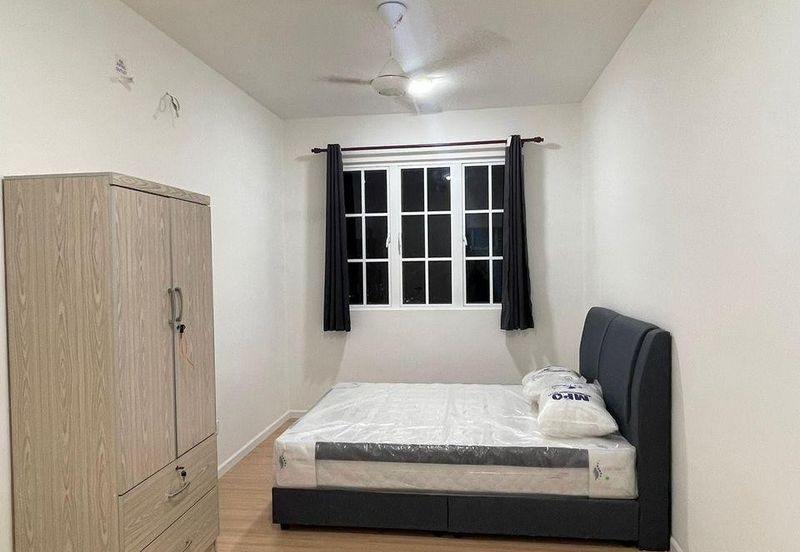 Tuan 2Egacy Residency